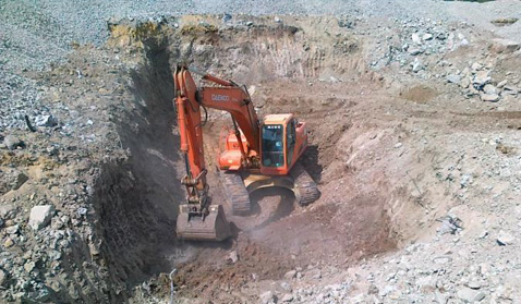 Excavación selectiva de suelos contaminados.